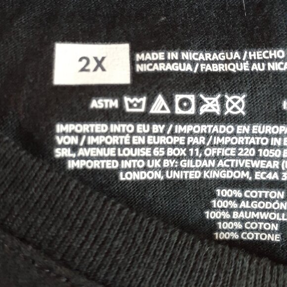 Freddie Mercury - Queen - New Women's Plus 2X Black T-Shirt - Picture 3 of 4